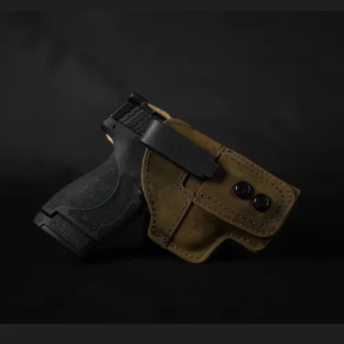 נרתיק עור פנימי לאקדח S&W Shield Plus מבית MOR SINAI GEAR