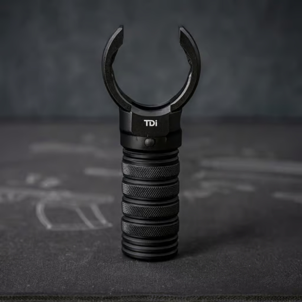 ידית הסתערות למטול M203 מבית TDI Arms