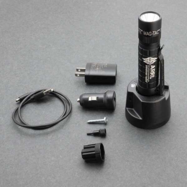 מערכת פנס נטען Maglite MAG-TAC LED Rechargeable (בית חלק)