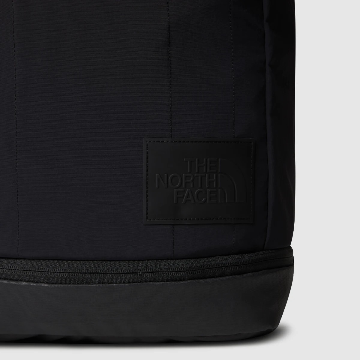 תיק גב לנשים Never Stop Utility 26L The North Face – תמונה 3