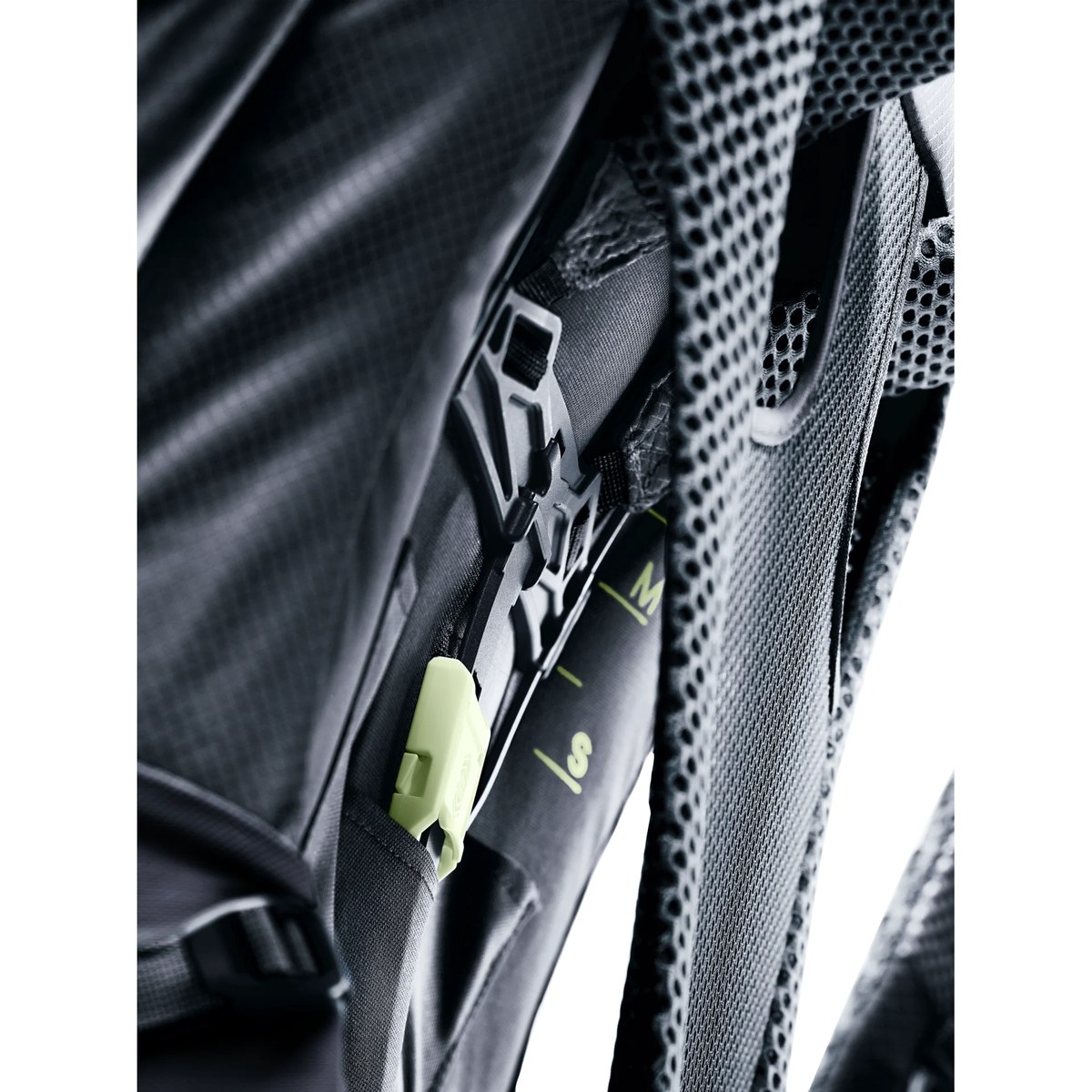 תרמיל Deuter Futura Pro 36 שחור – תמונה 5